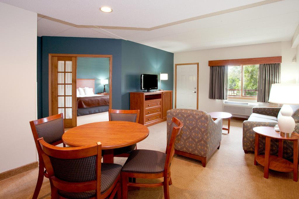 Americinn By Wyndham Chanhassen Exteriér fotografie